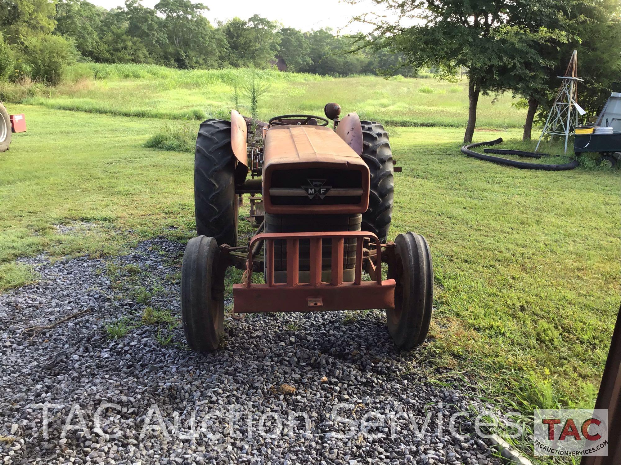 Massey Ferguson 135 Tractor