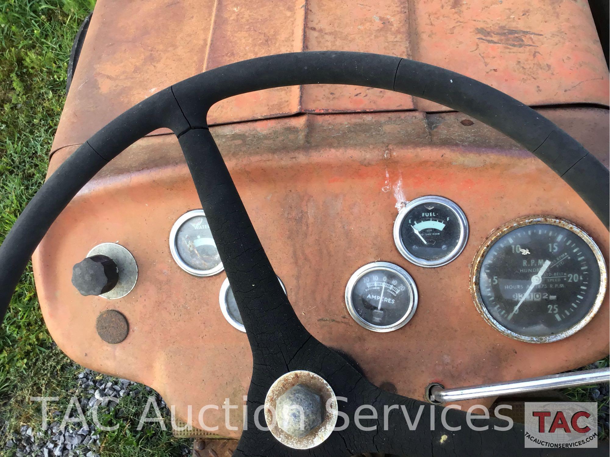 Massey Ferguson 135 Tractor