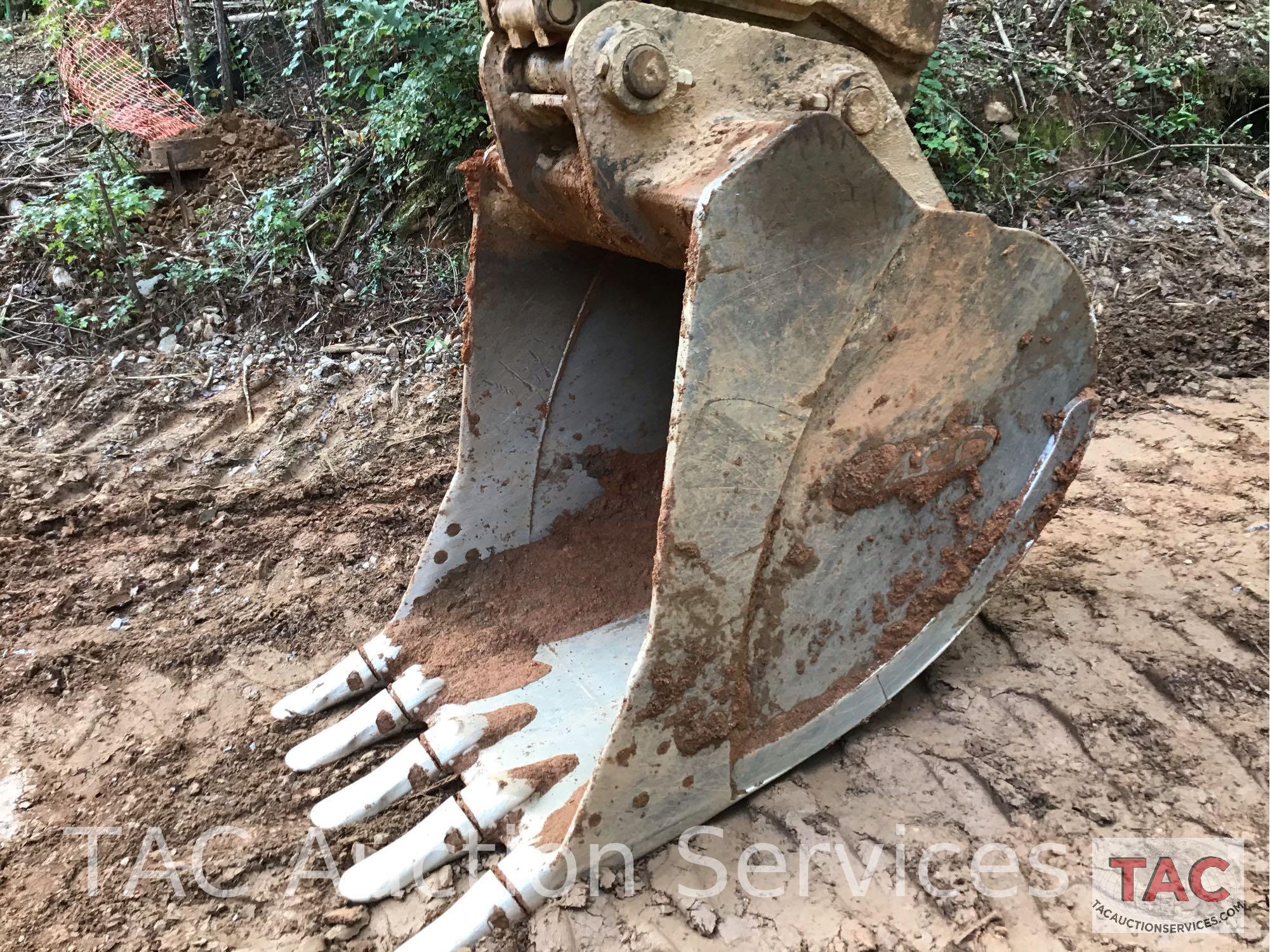 Komatsu PC490LC-11 Excavator