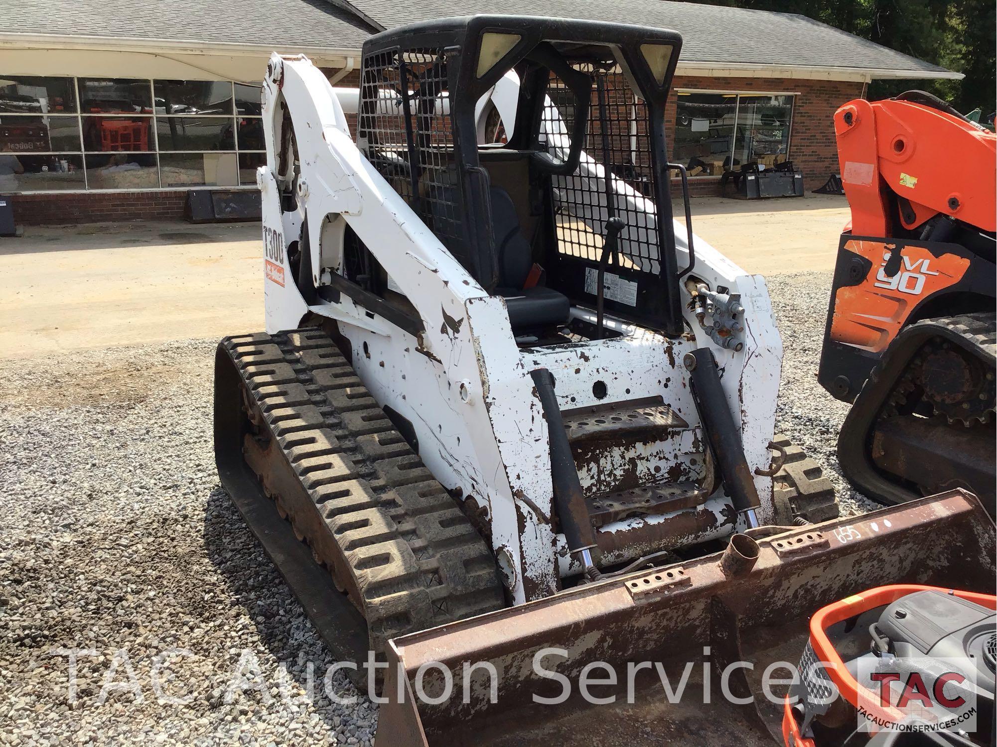 2007 Bobcat T-300 Skid Steer