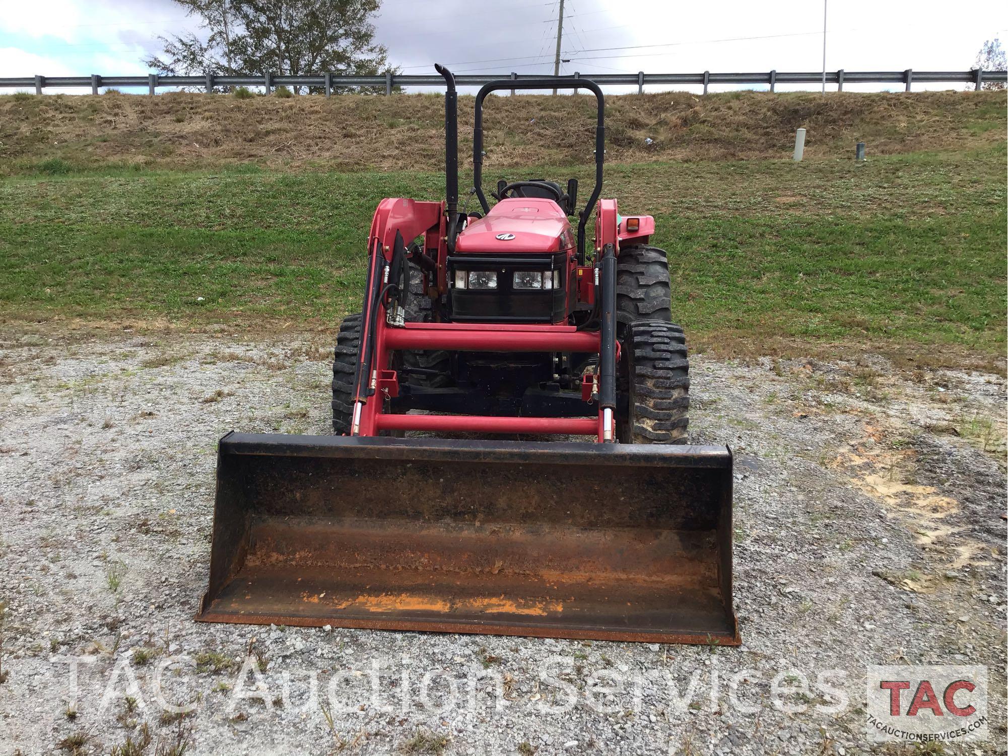 Mahindra 5555 Tractor