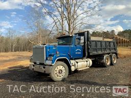 1987 Mack Super Liner Dump truck