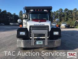 2000 Mack RD688S Dump Truck