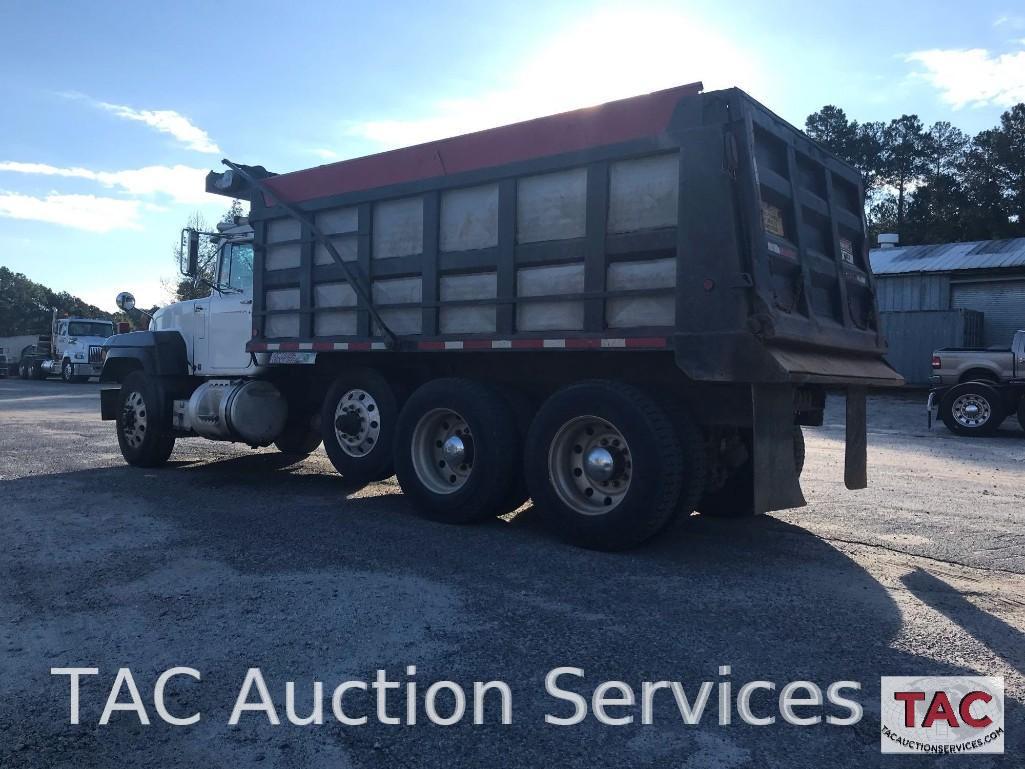 2000 Mack RD688S Dump Truck