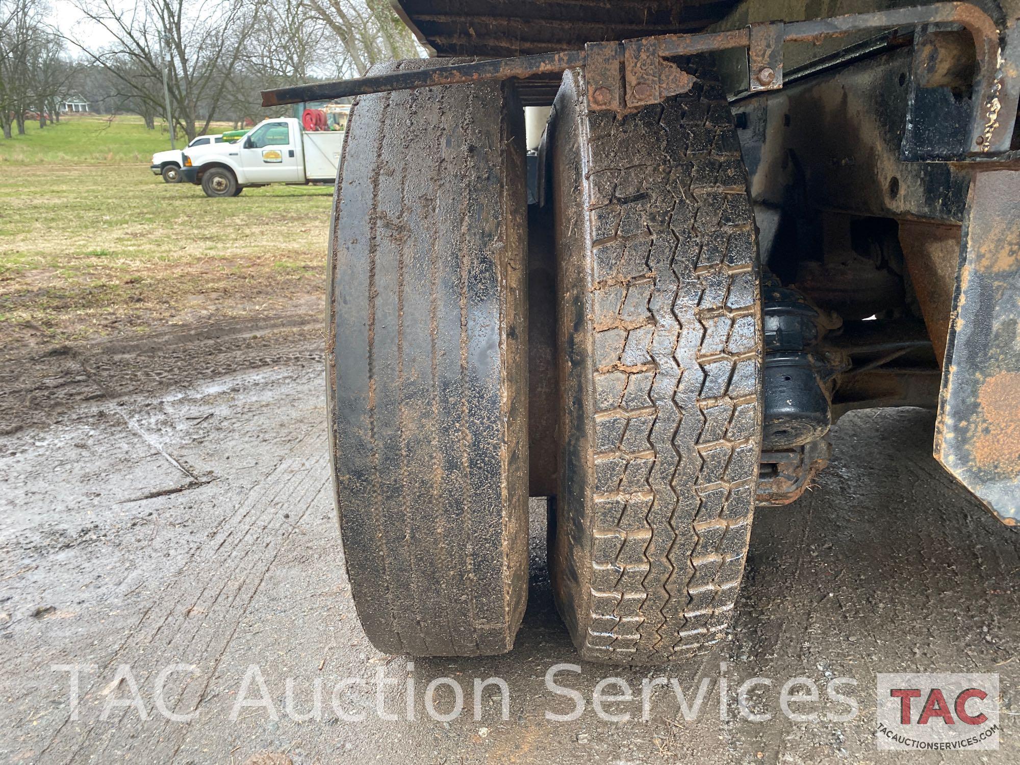 1982 Mack R688ST Dump Truck