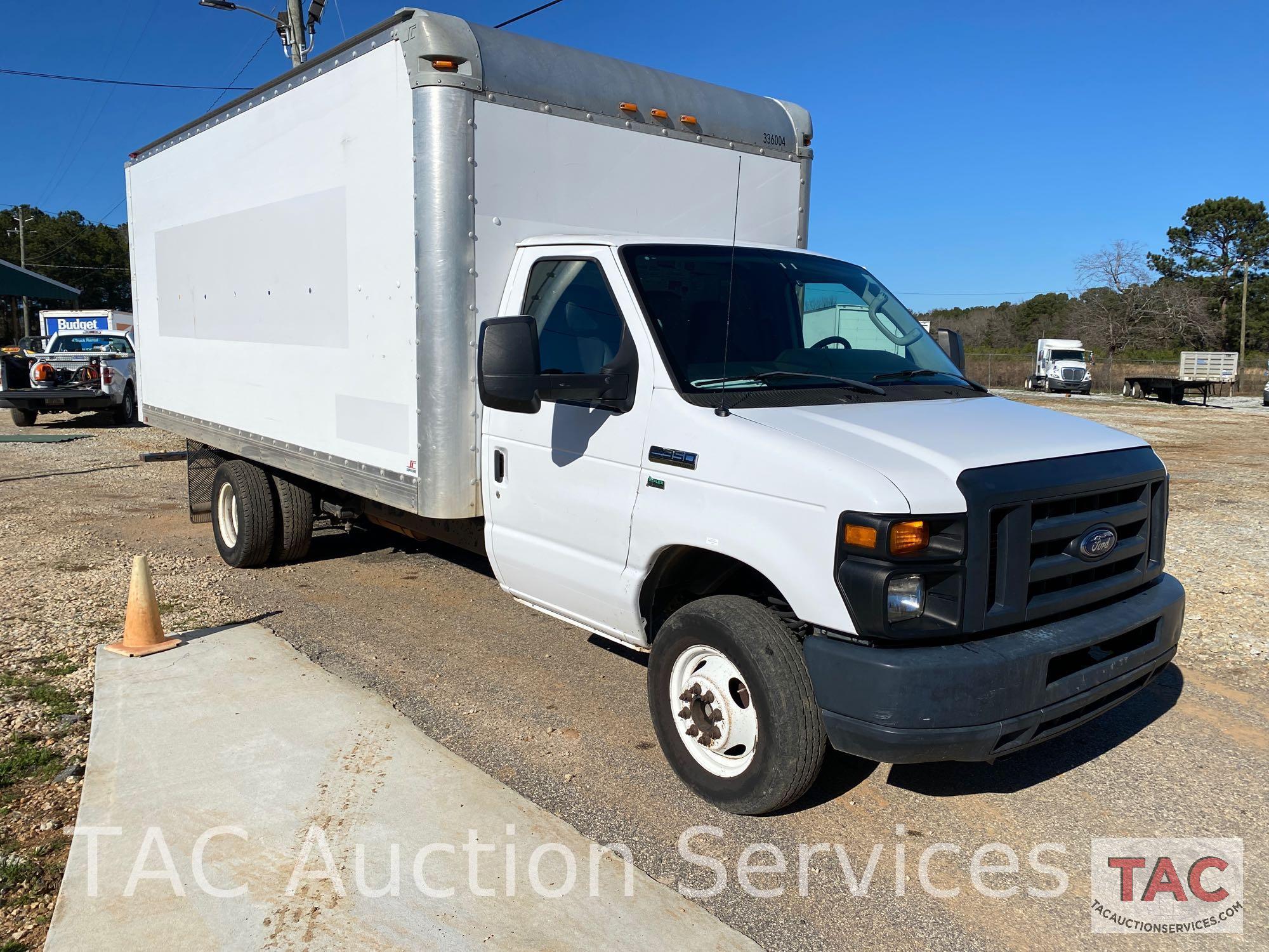 2013 Ford E-350 Box Truck