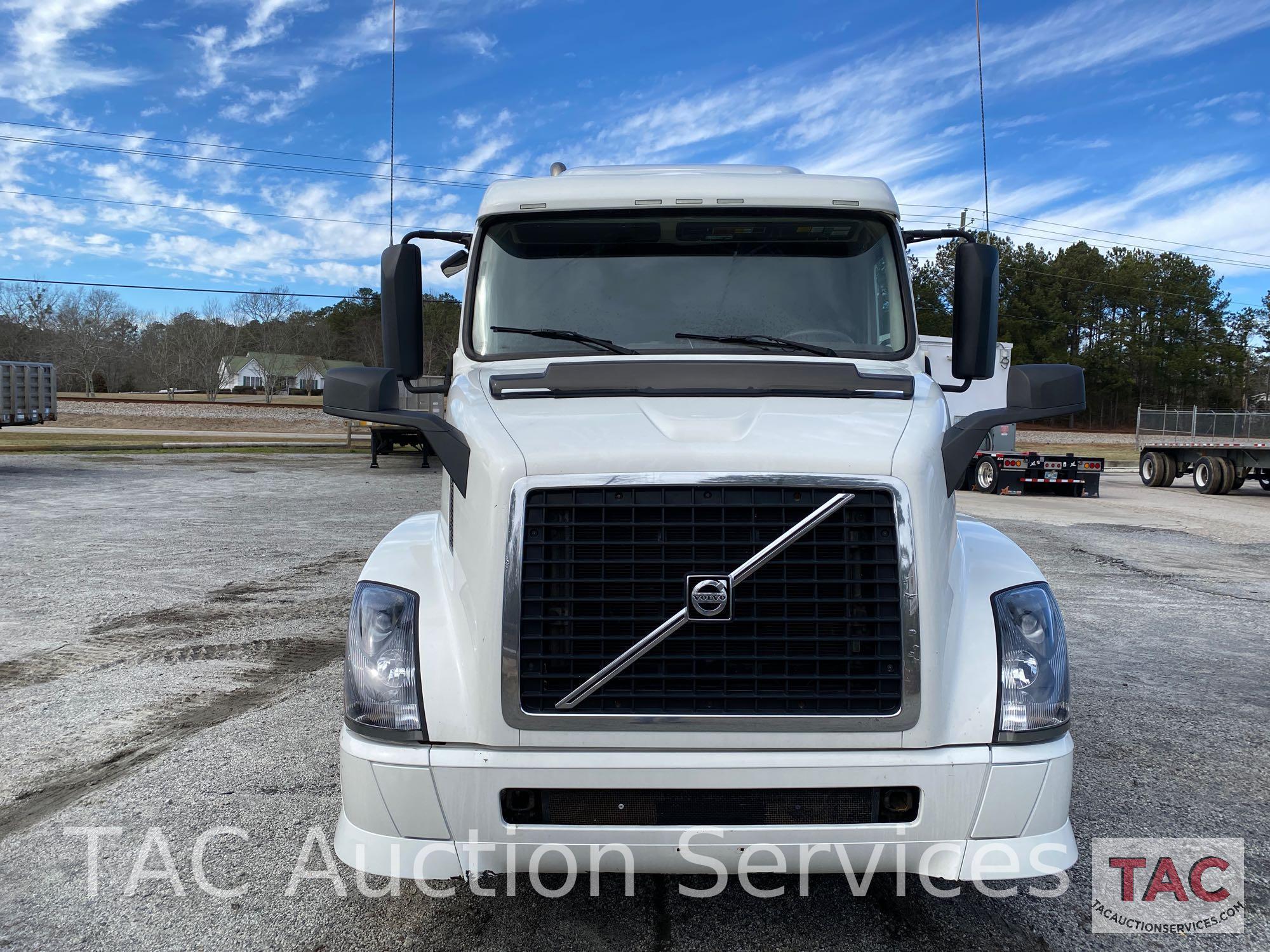 2015 Volvo VNL