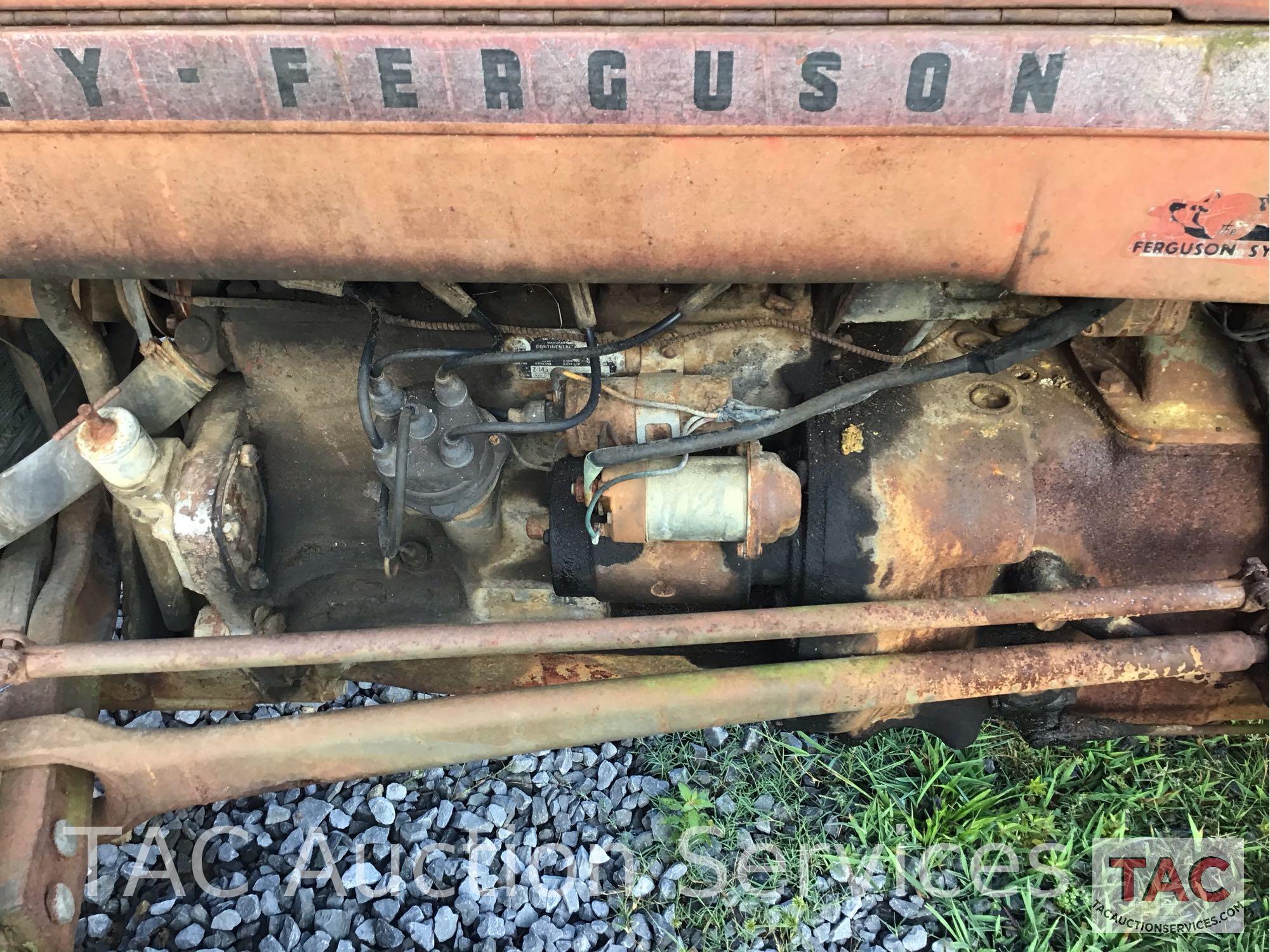 Massey Ferguson 135 Tractor