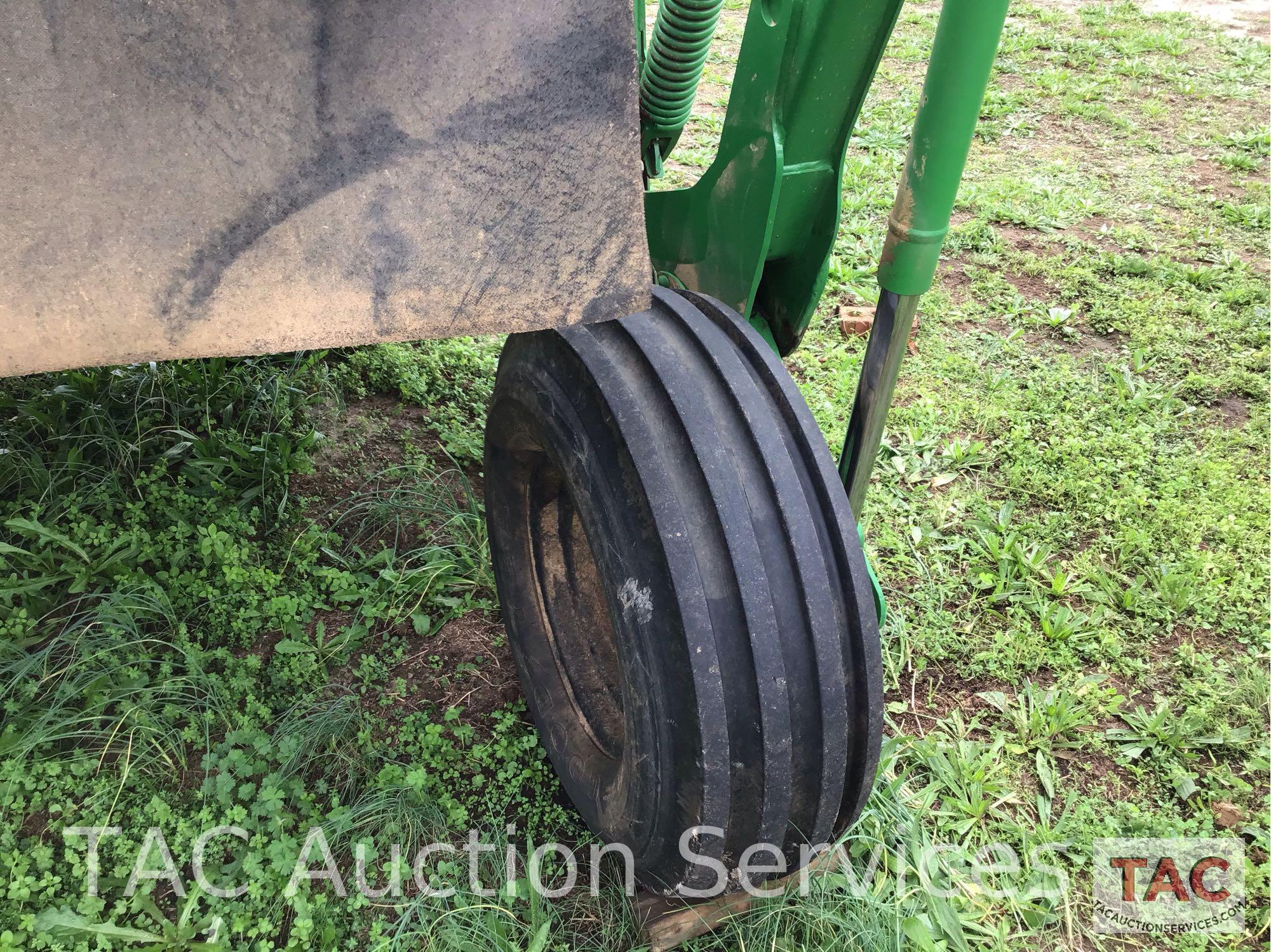 2010 John Deere MoCo 835 Hay cutter