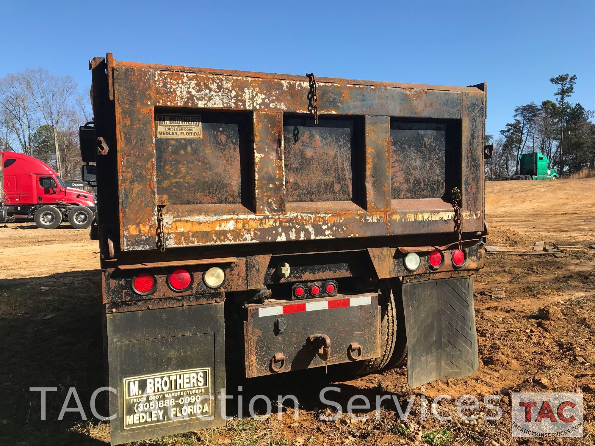 2006 International Durastar DT466 Dump Truck