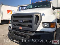 2013 Ford F-750 Box Truck