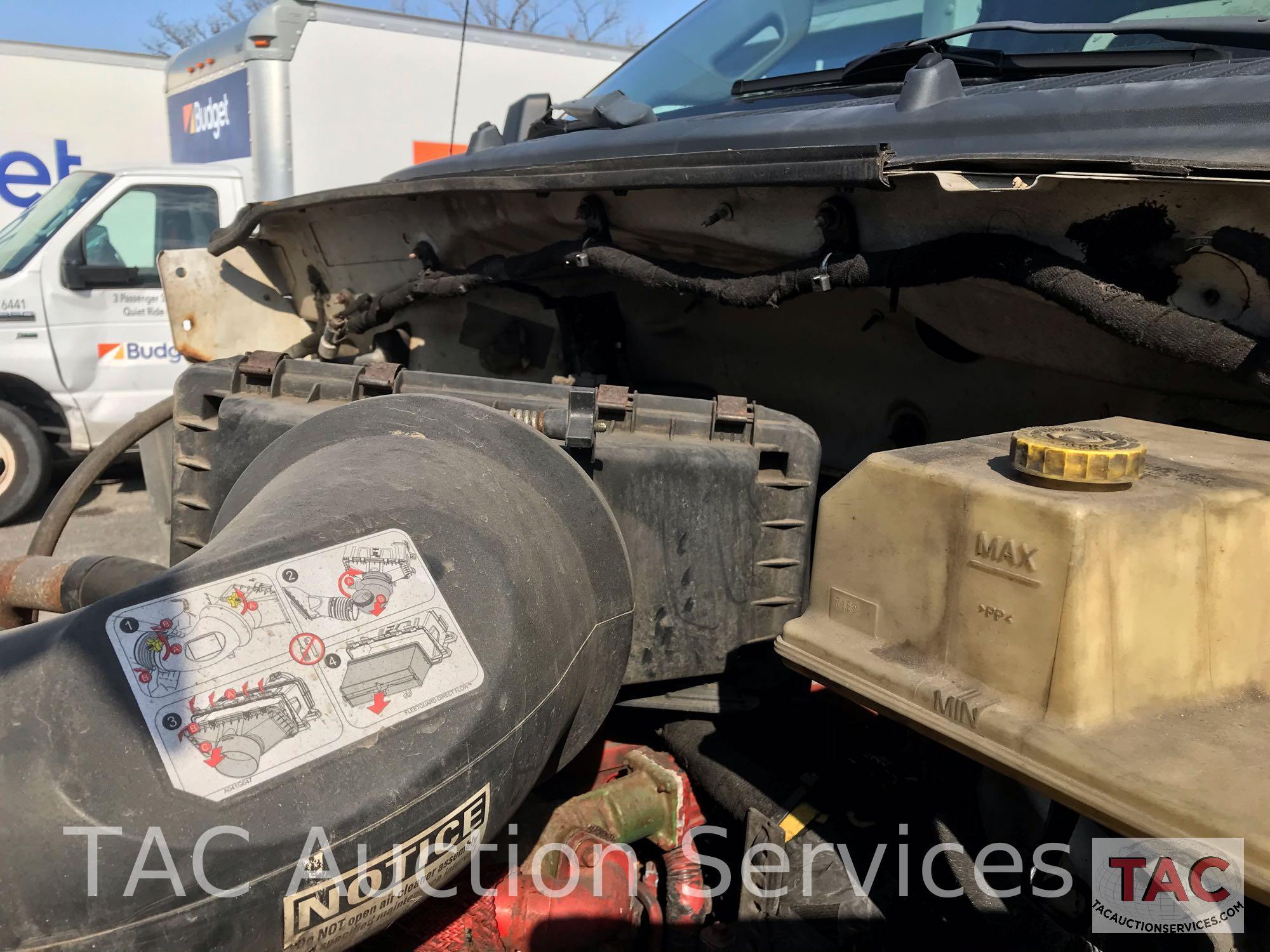 2013 Ford F-750 Box Truck