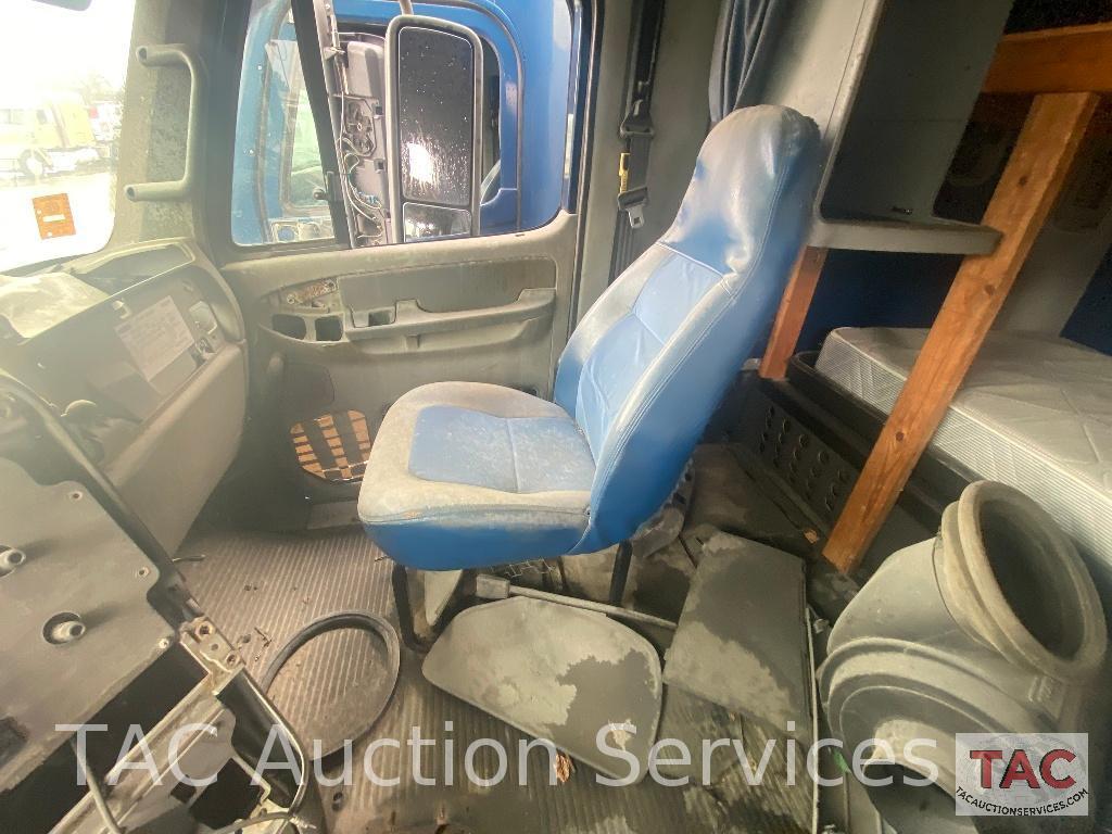 2007 Freightliner Columbia