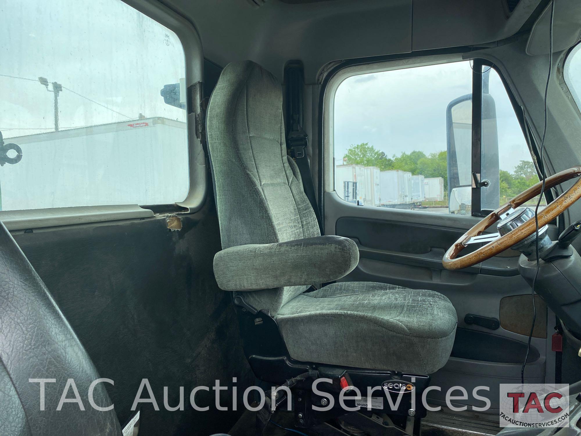 2007 Freightliner Columbia