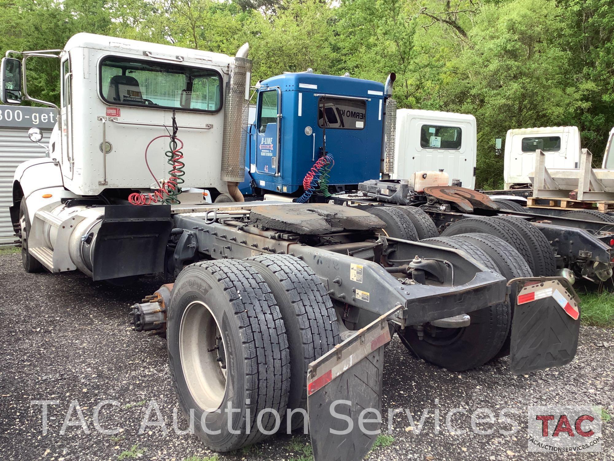 2012 Peterbilt 384