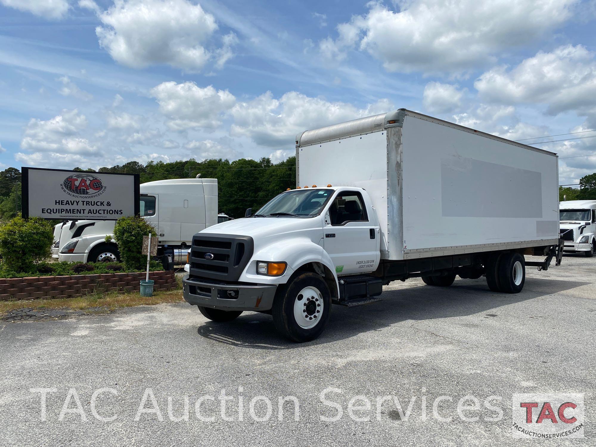 2013 Ford F-750 Box Truck