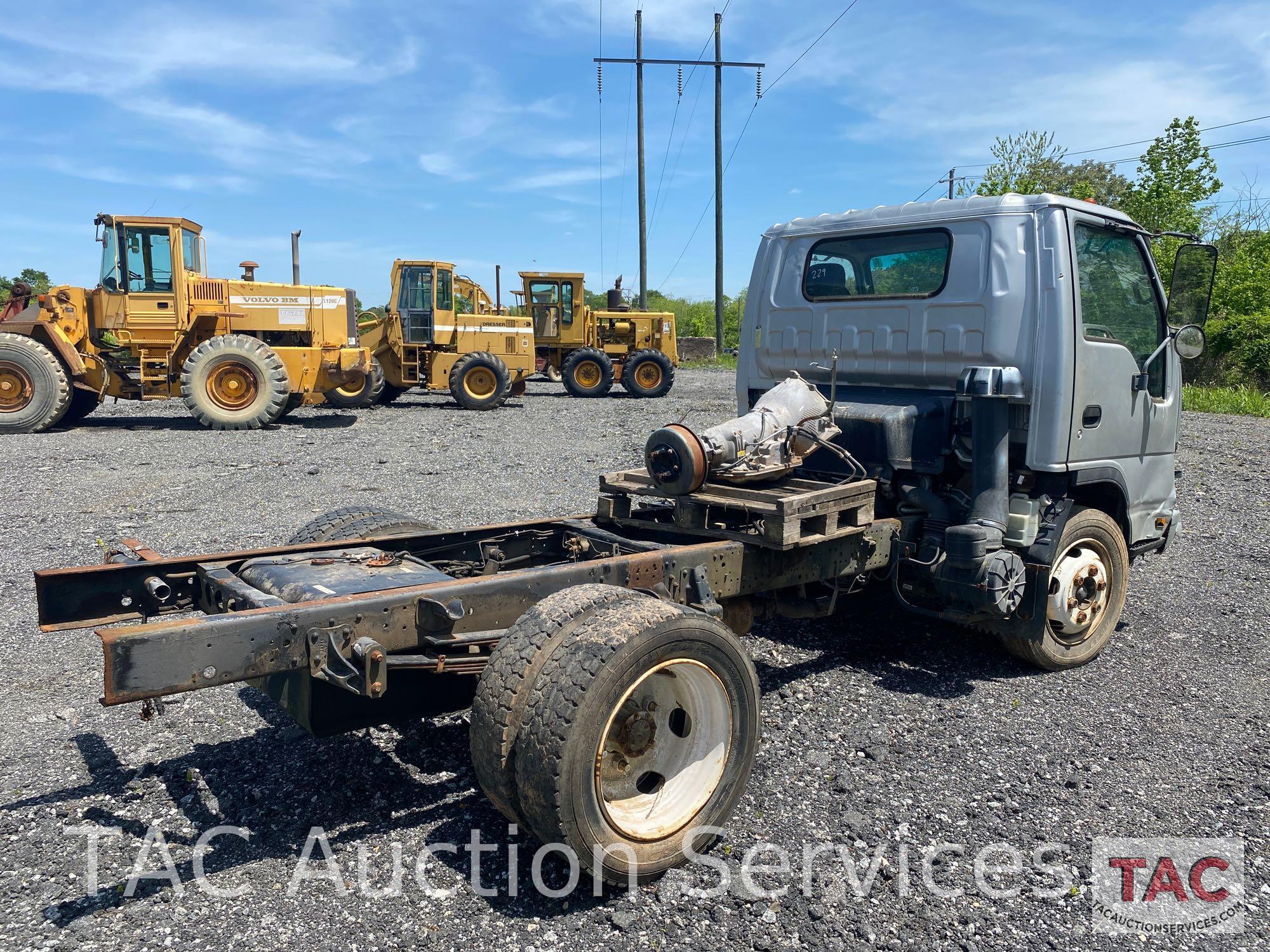 2007 Chevrolet W5500 Cab and Chassis