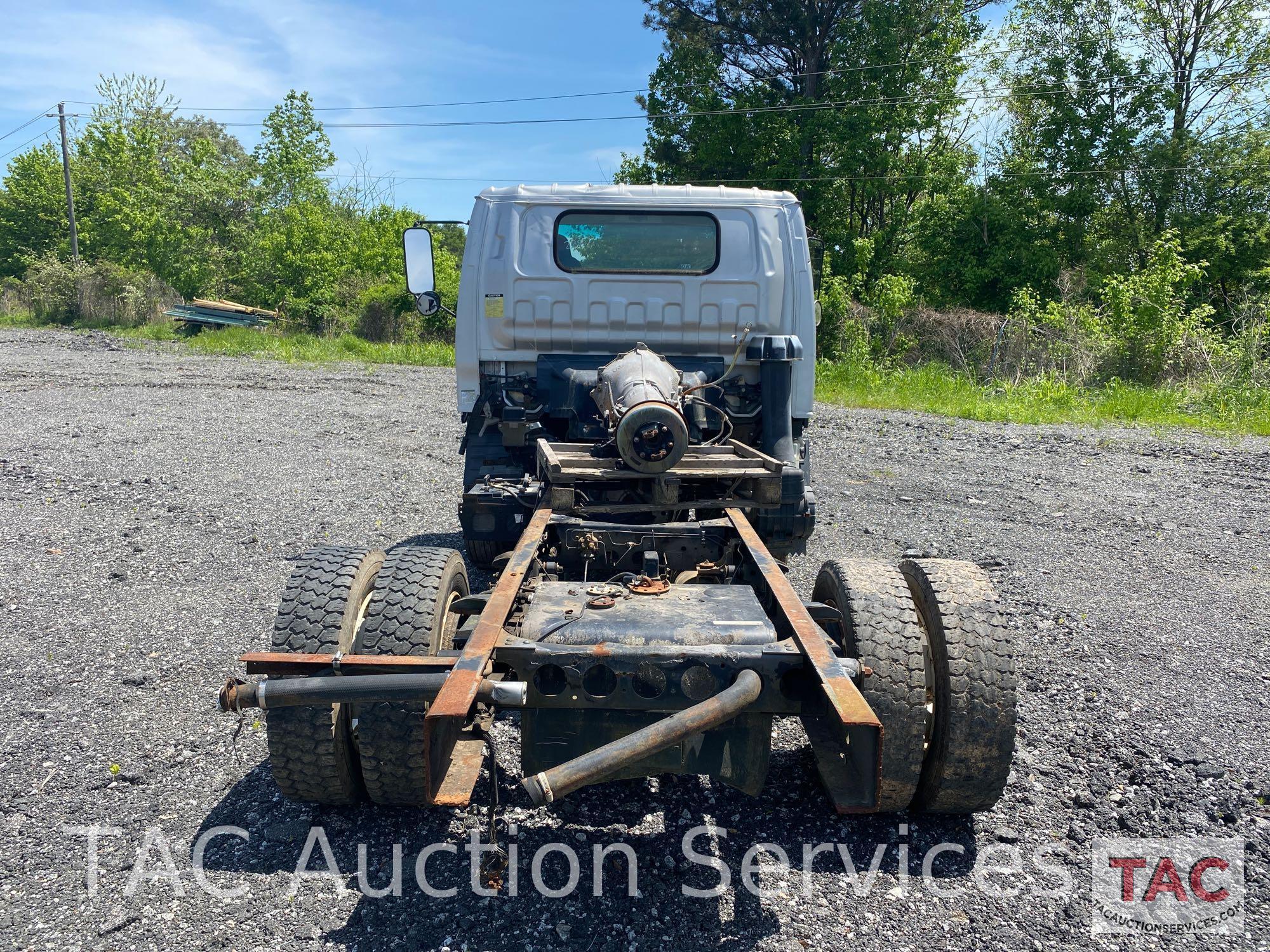 2007 Chevrolet W5500 Cab and Chassis