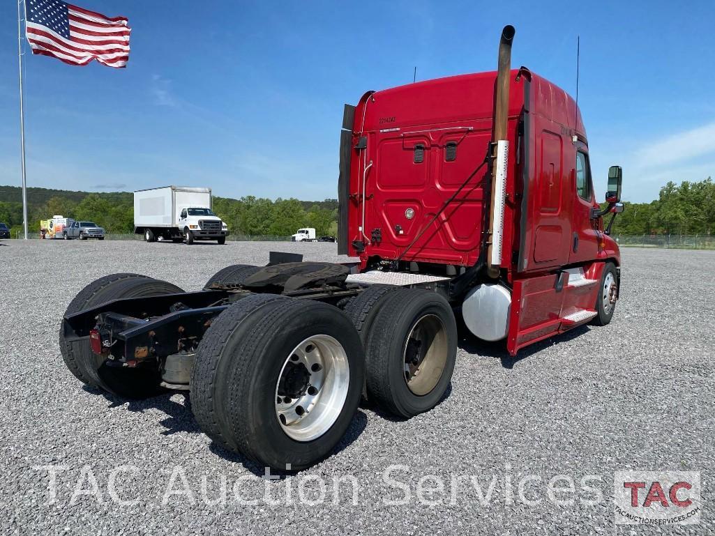 2013 Freightliner Cascadia