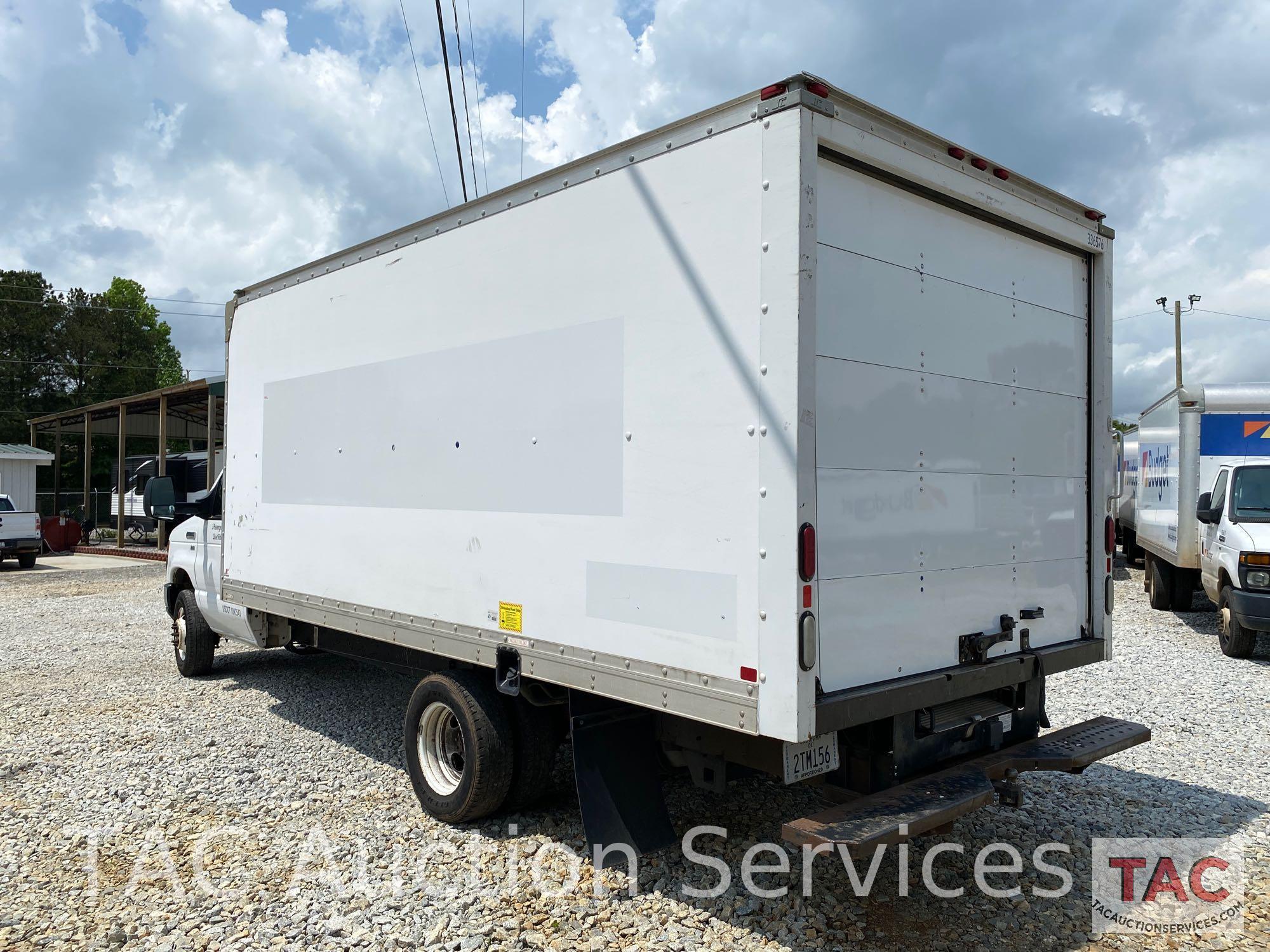 2013 Ford E-350 Box Truck