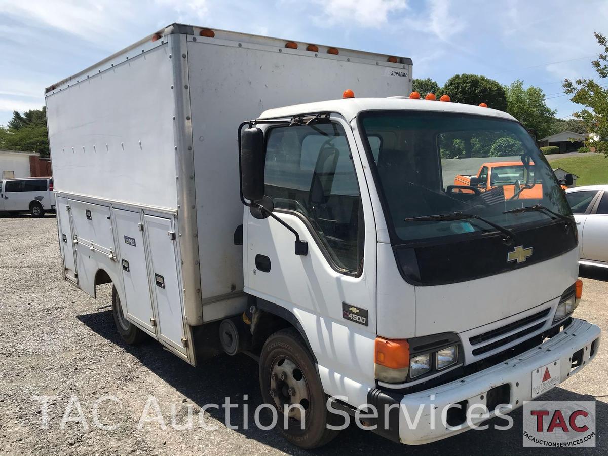 2005 Chevrolet W4500 Box Truck