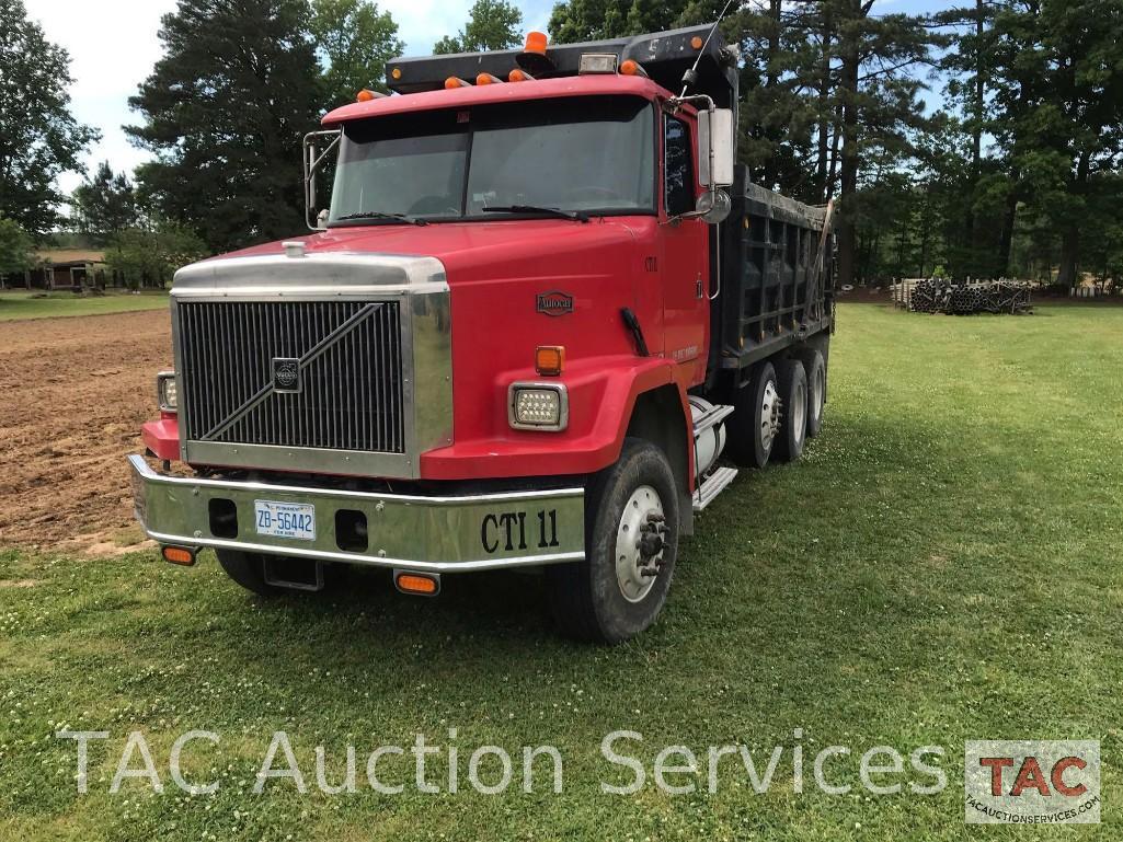 2000 Volvo Autocar Tri Axle Dump Truck