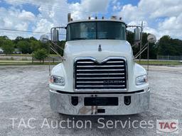 2015 Mack CXU613