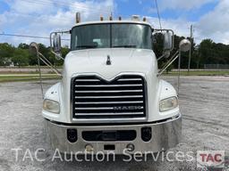 2015 Mack CXU613