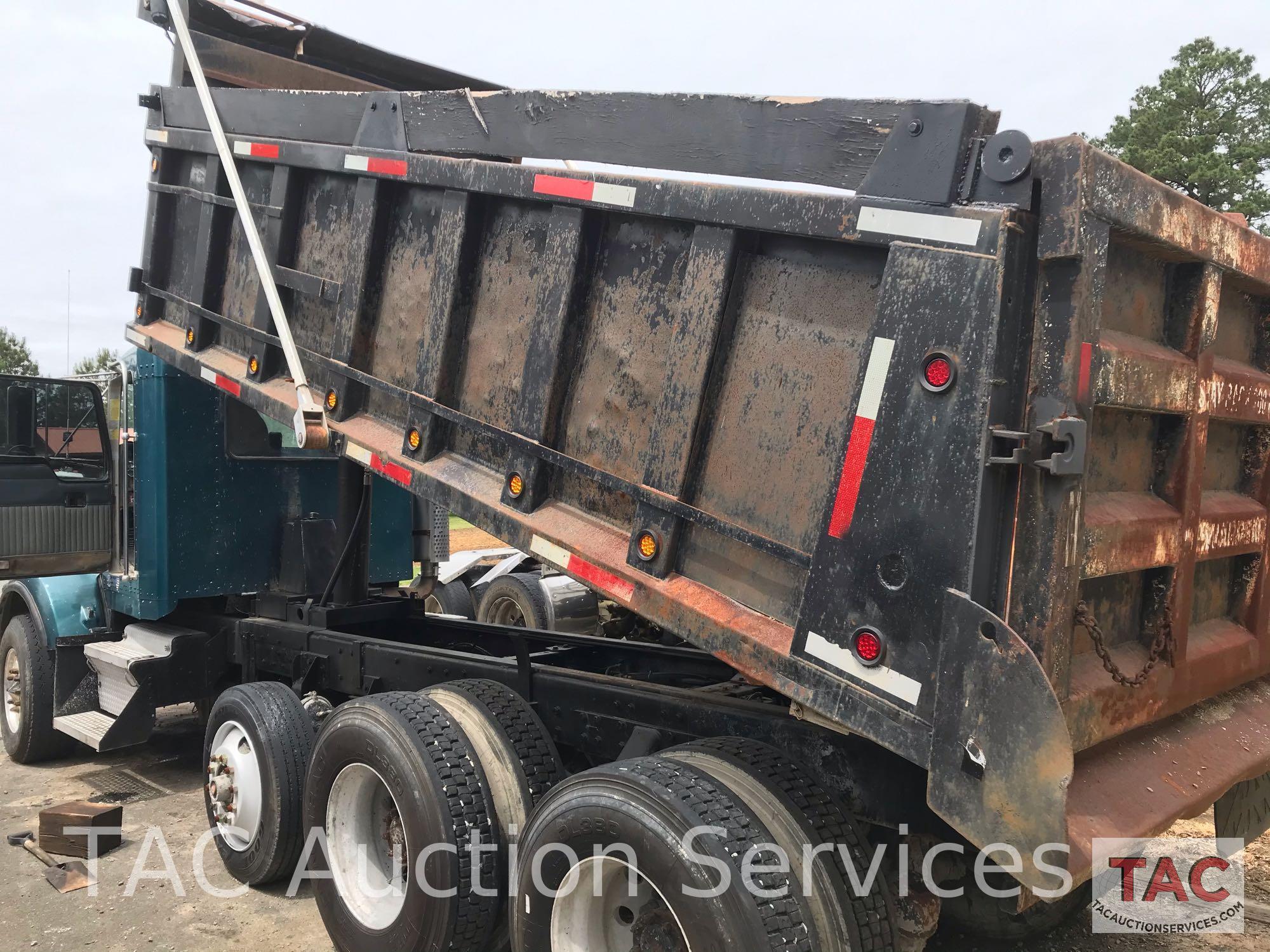 2001 Kenworth T800 Tri Axle Dump Truck