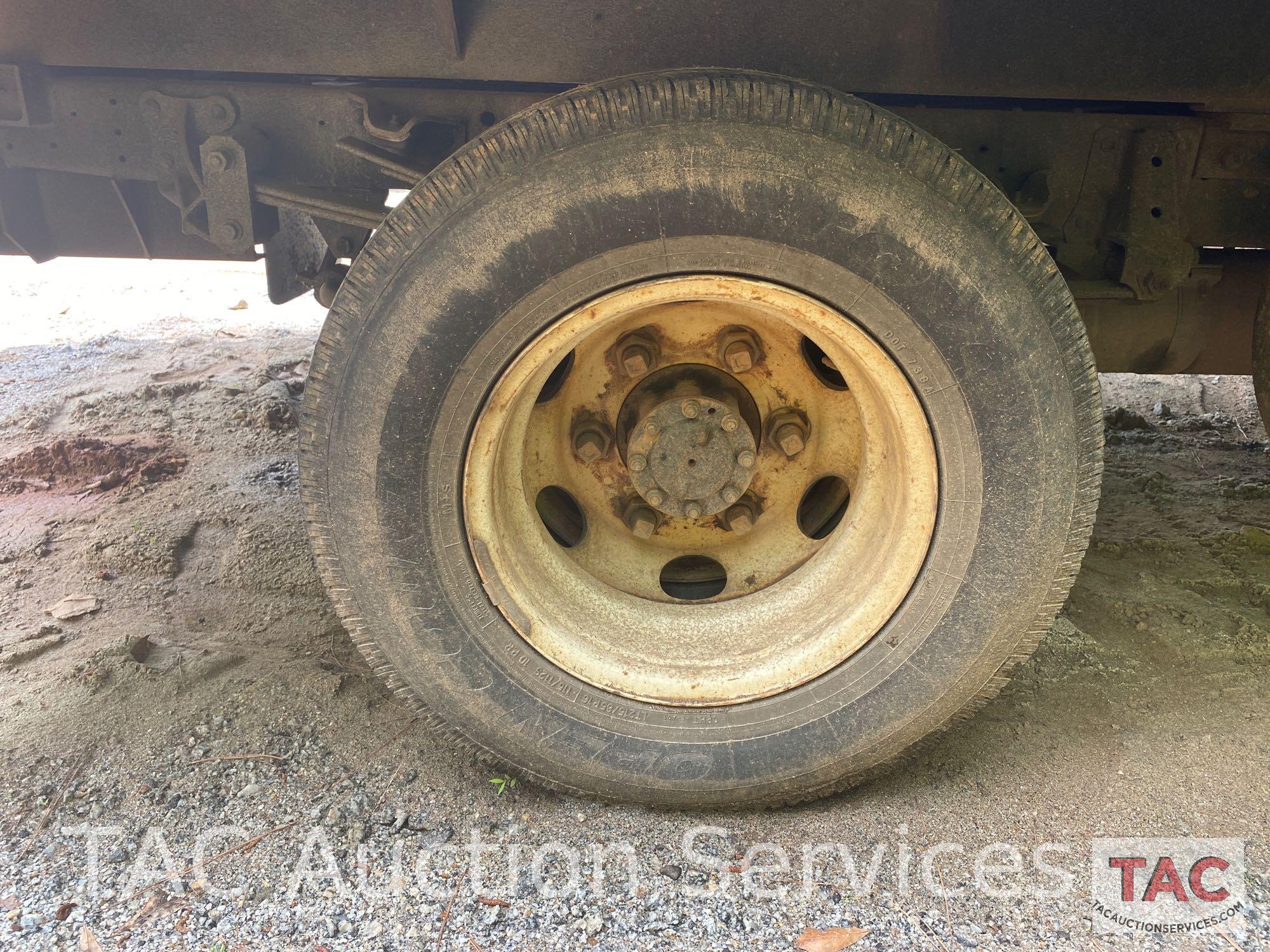 1994 Isuzu NPR Dump Truck