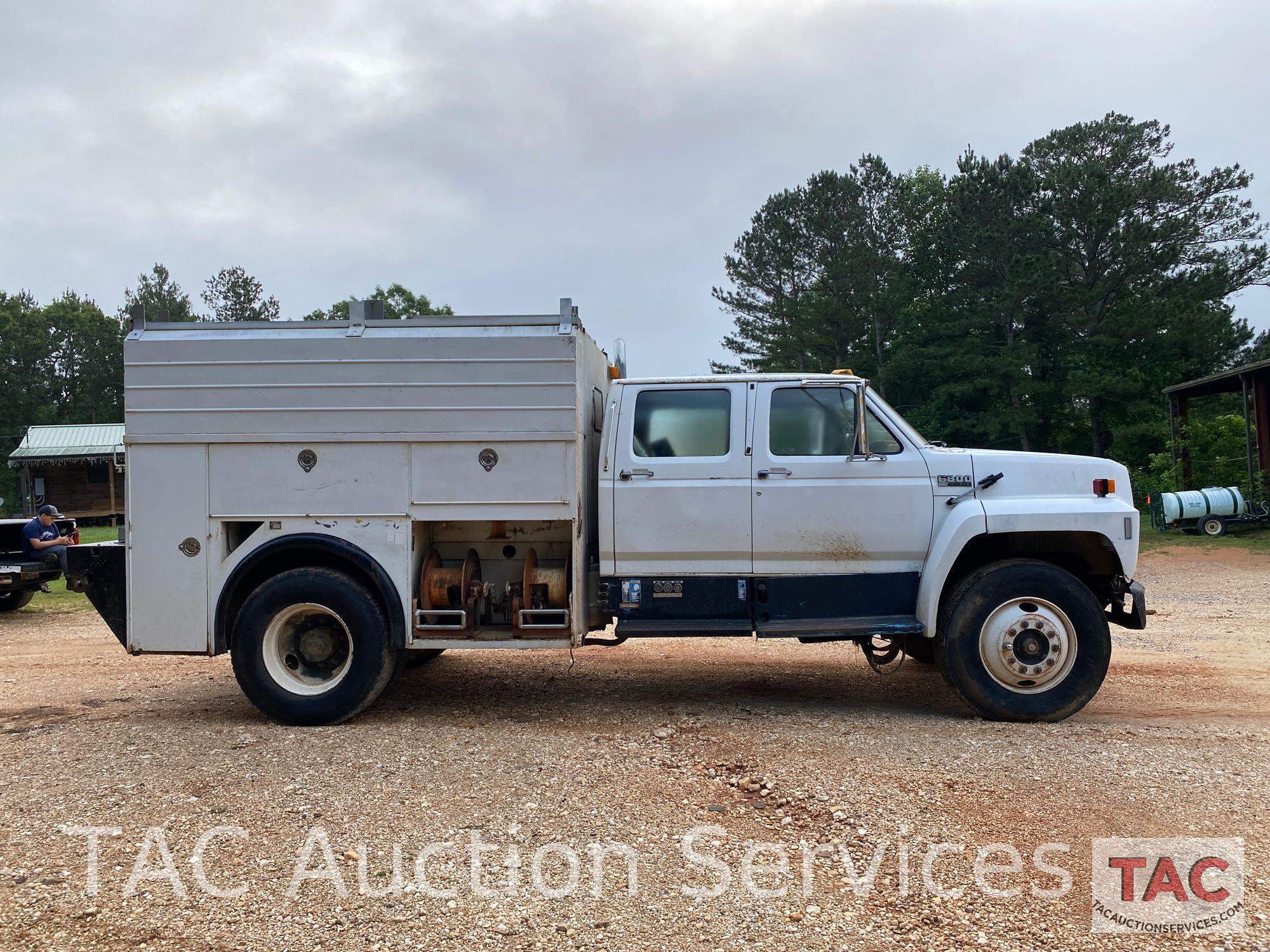 1991 Ford F800 Service Truck