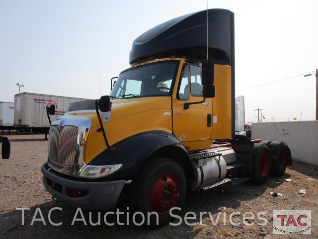 2013 International 8600 Day Cab