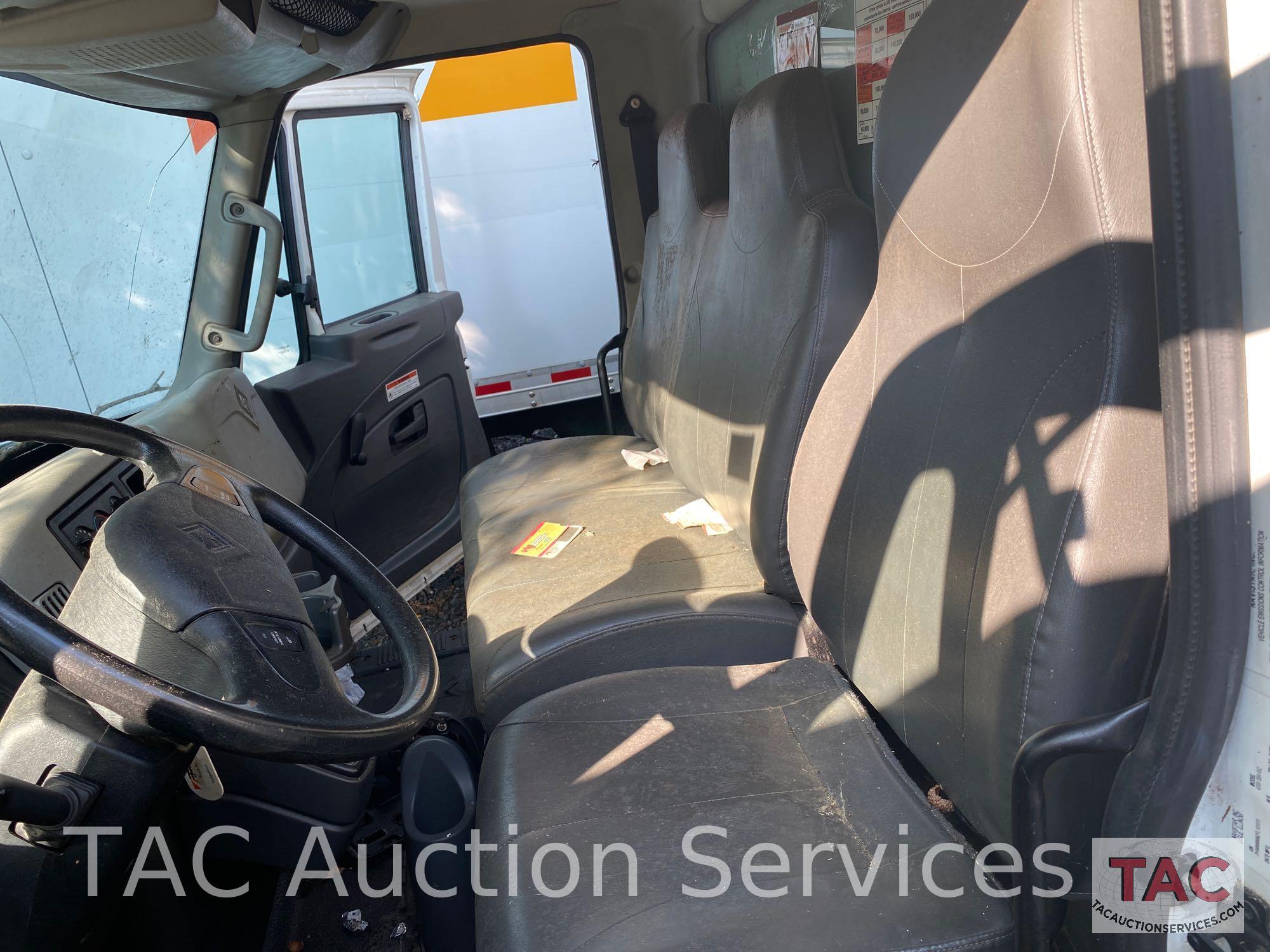 2015 International Durastar 4300 Box Truck