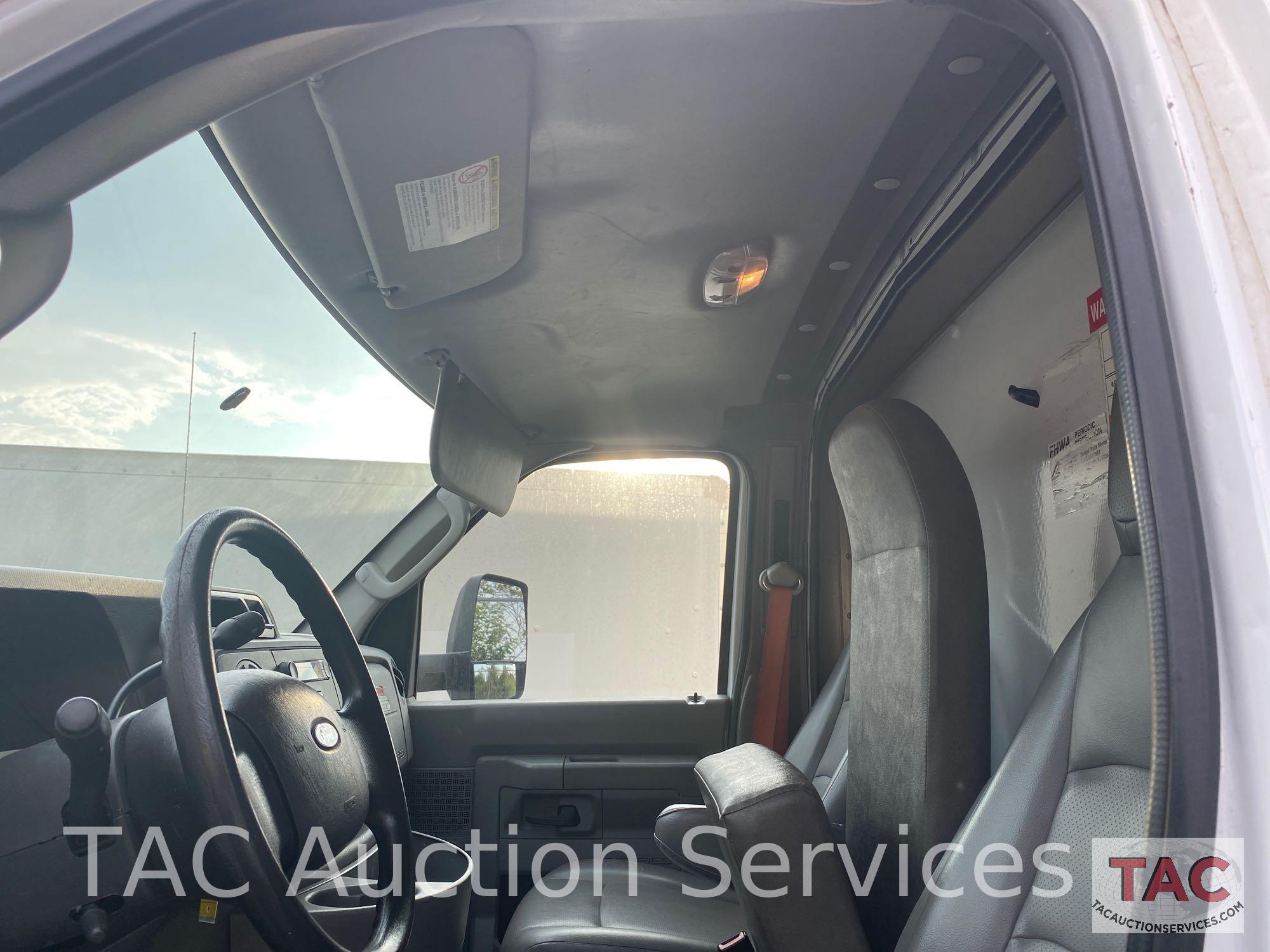 2013 Ford E-350 Box Truck