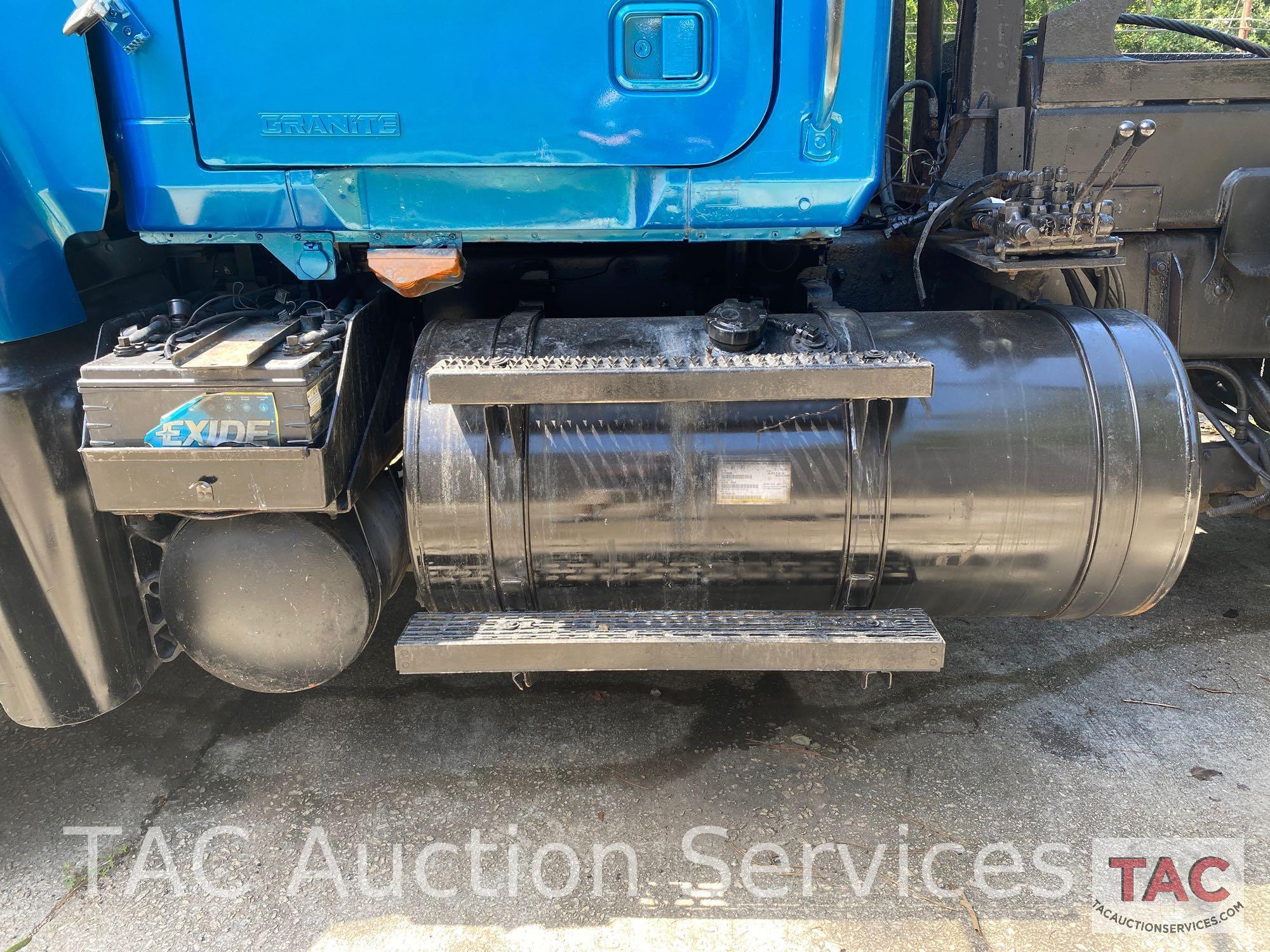 2004 Mack Granite Roll Off Truck