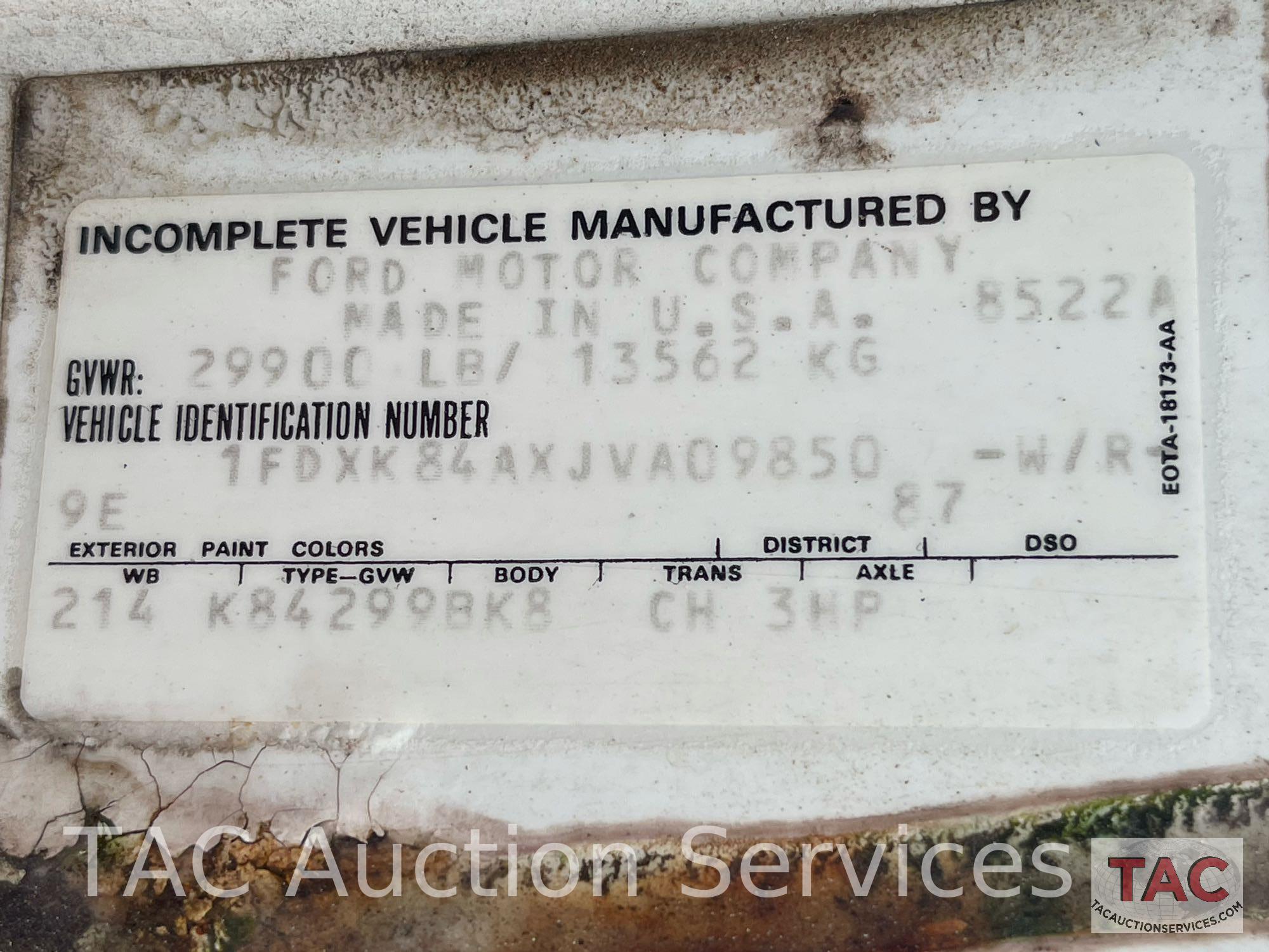 1988 Ford F800 Rollback Truck