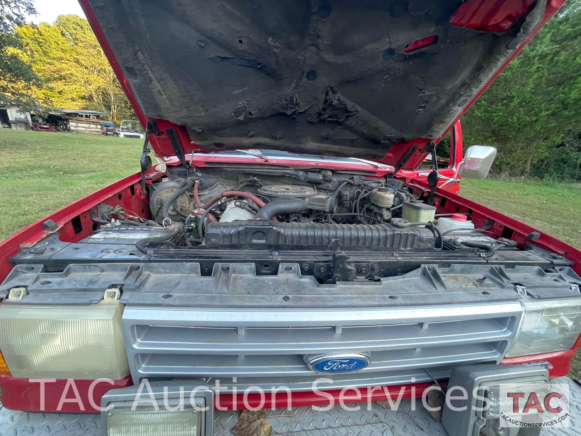 1990 Ford F-450 Super Duty Fire Truck