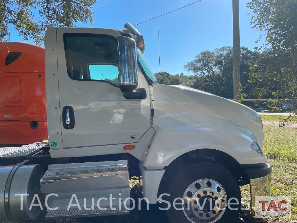 2019 International LT625 4x2 Daycab