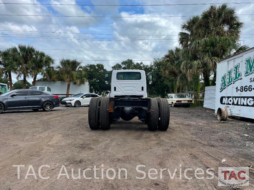 2007 International 4400 Cab and Chassis