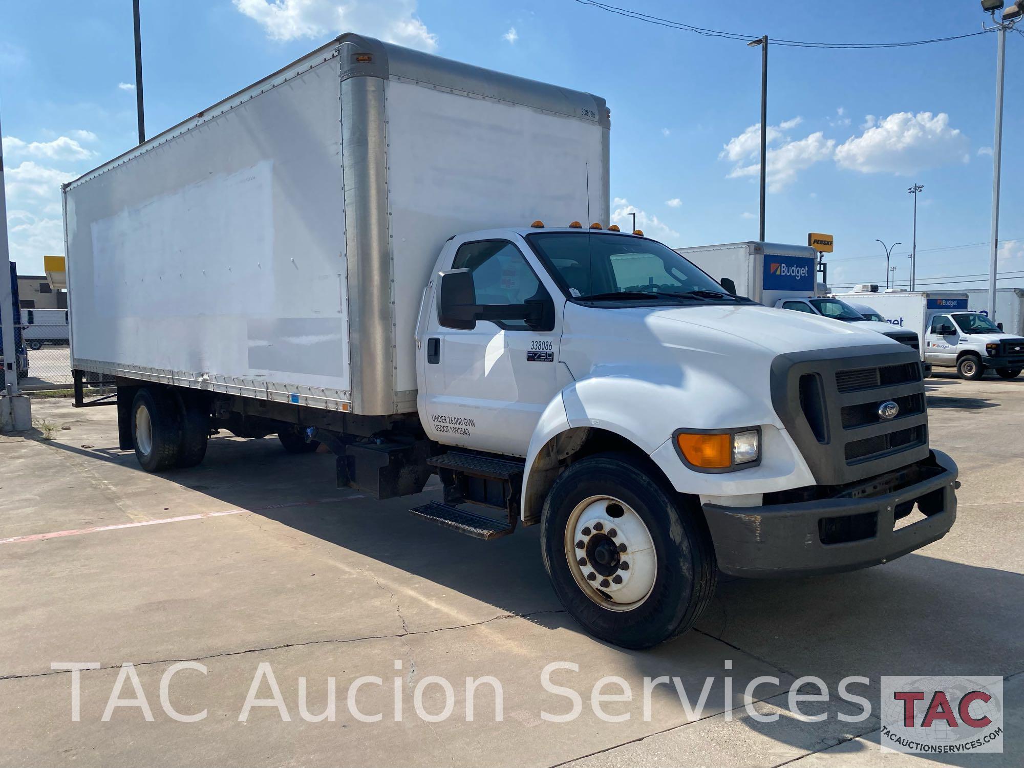 2013 Ford F-750 Box Truck