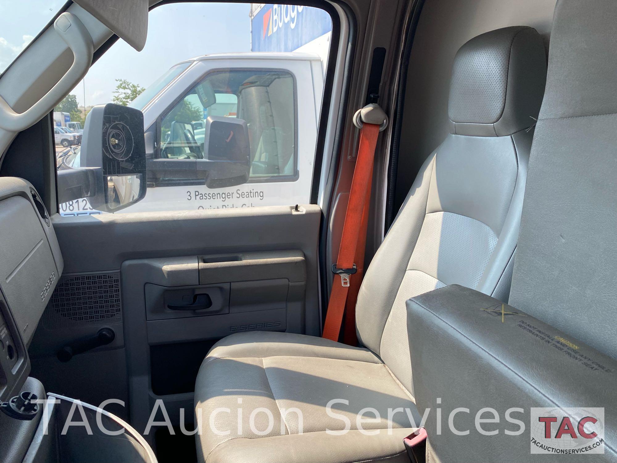 2013 Ford E-350 Box Truck