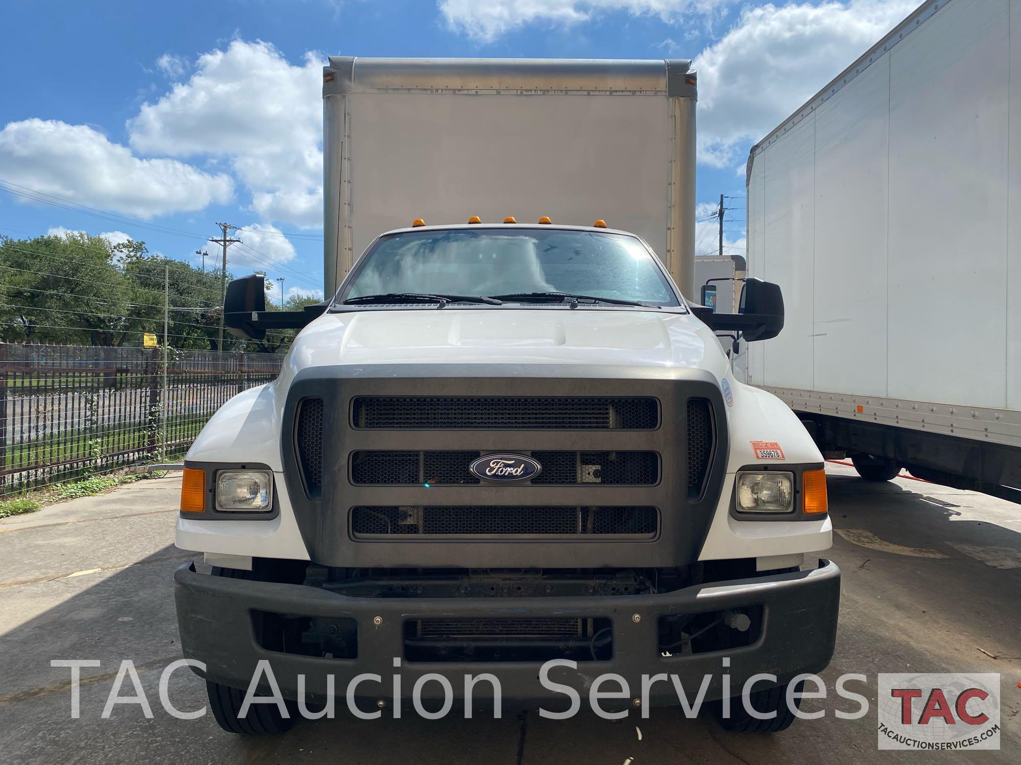 2013 Ford F-750 Box Truck