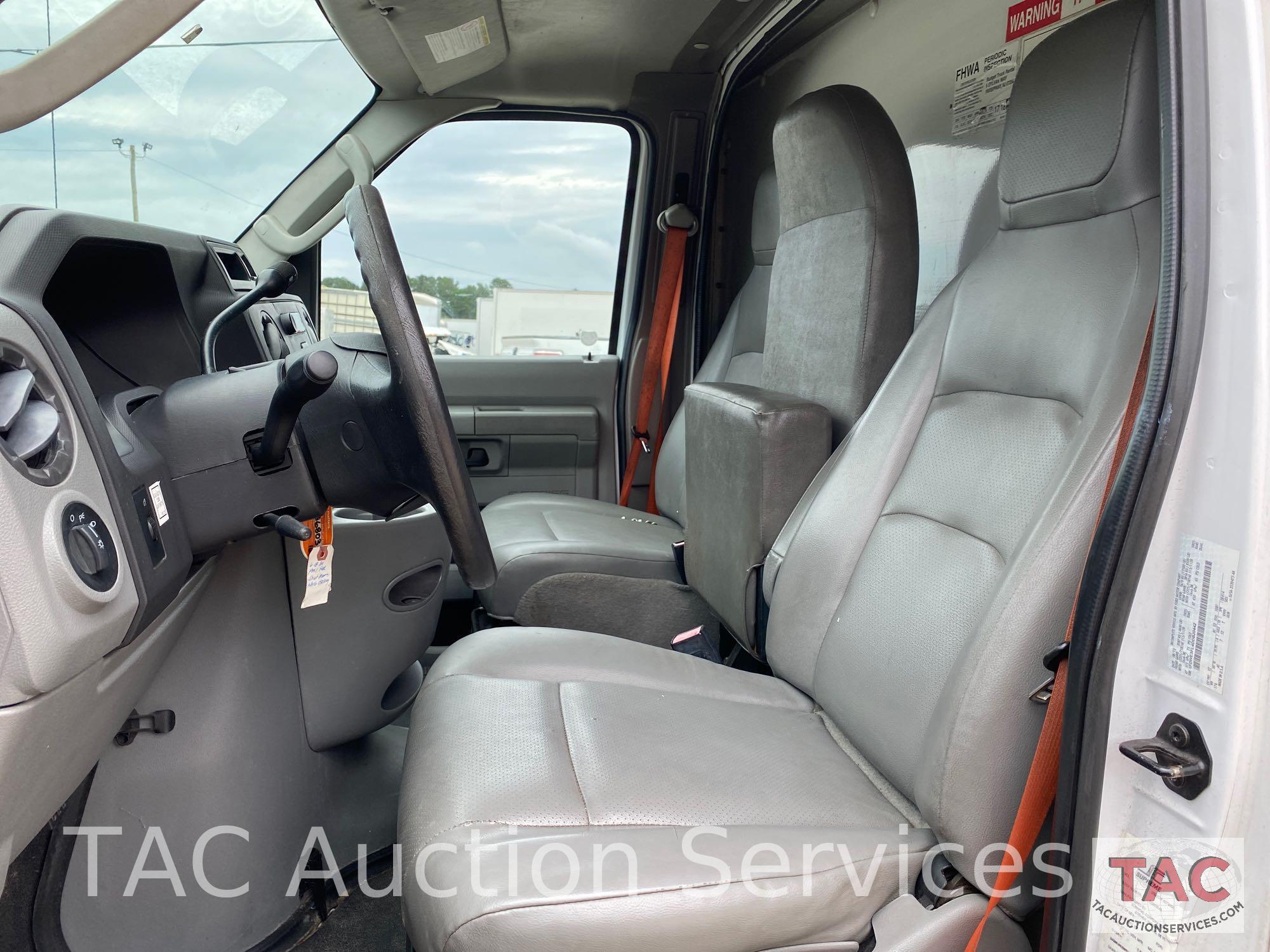 2013 Ford Econoline E-350 Box Van