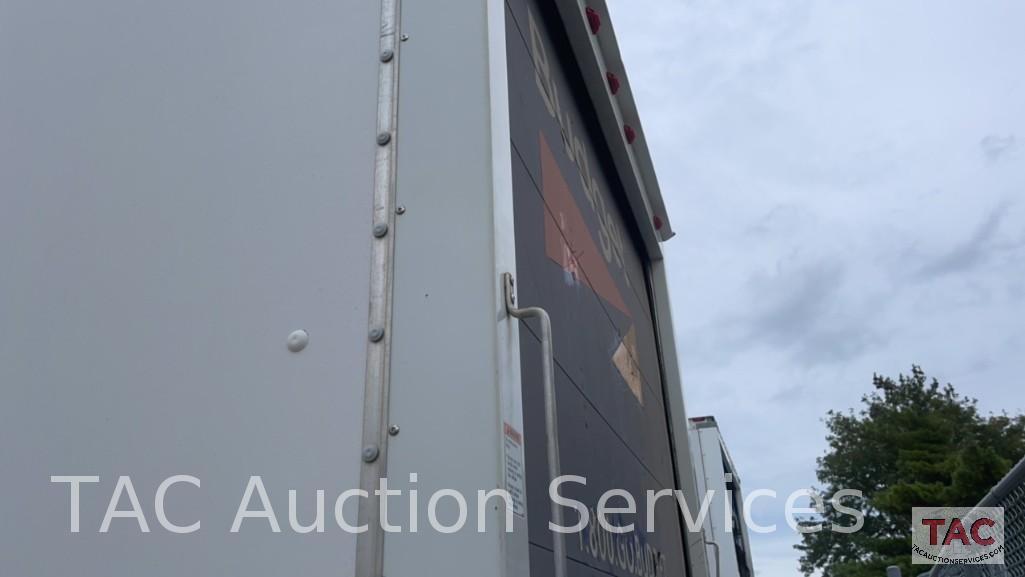 2015 International Durastar 4300 Box Truck