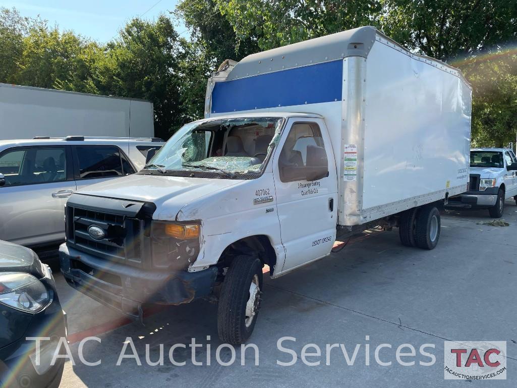 2014 Ford E-350 Box Truck