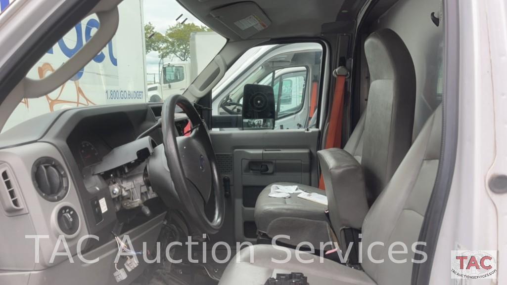 2013 Ford E-350 Box Truck