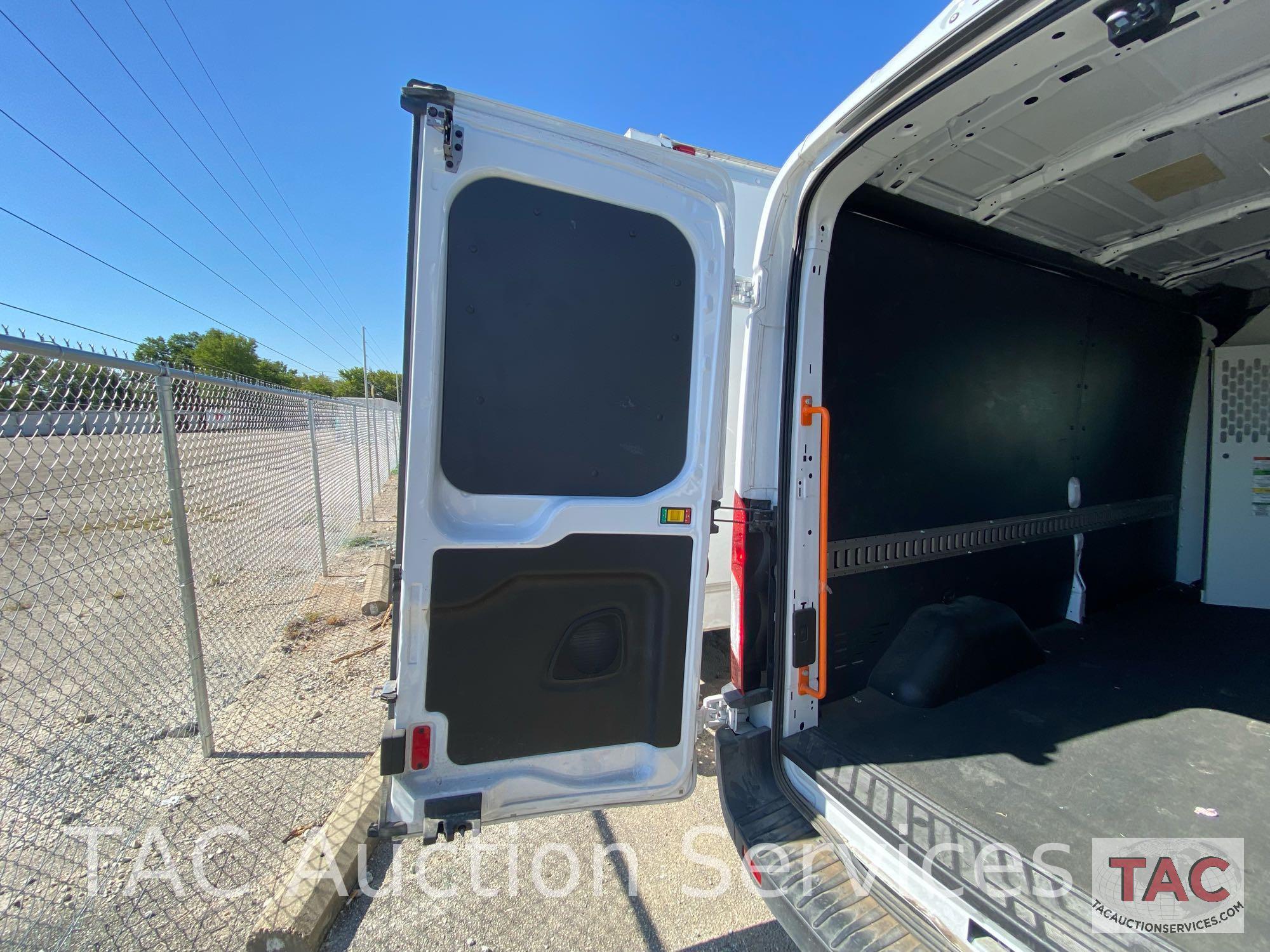 2019 Ford Transit 150 Van