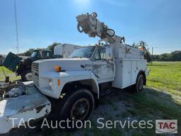 1988 Ford F800 Utility Truck