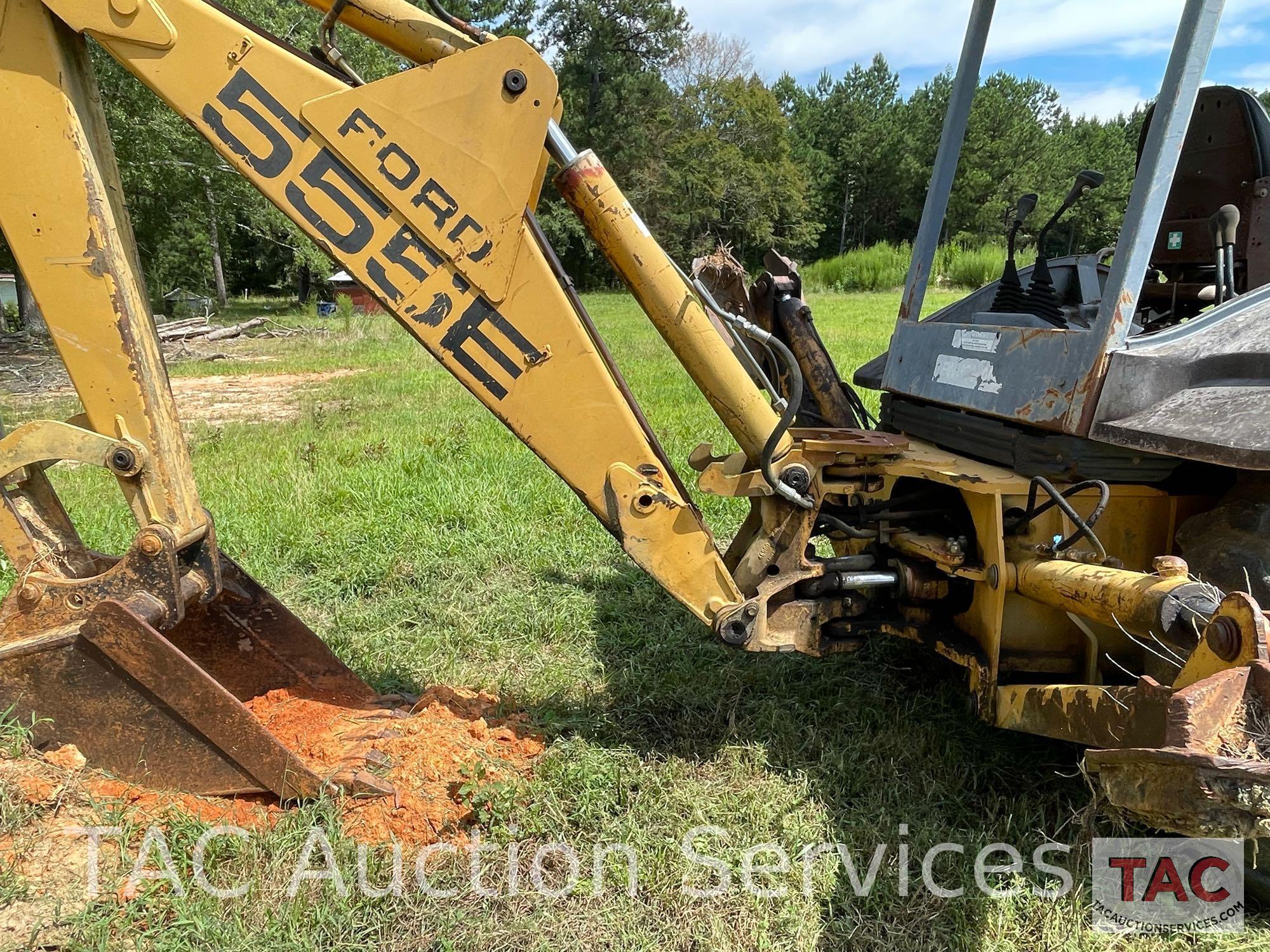 Ford-New Holland 555E Backhoe