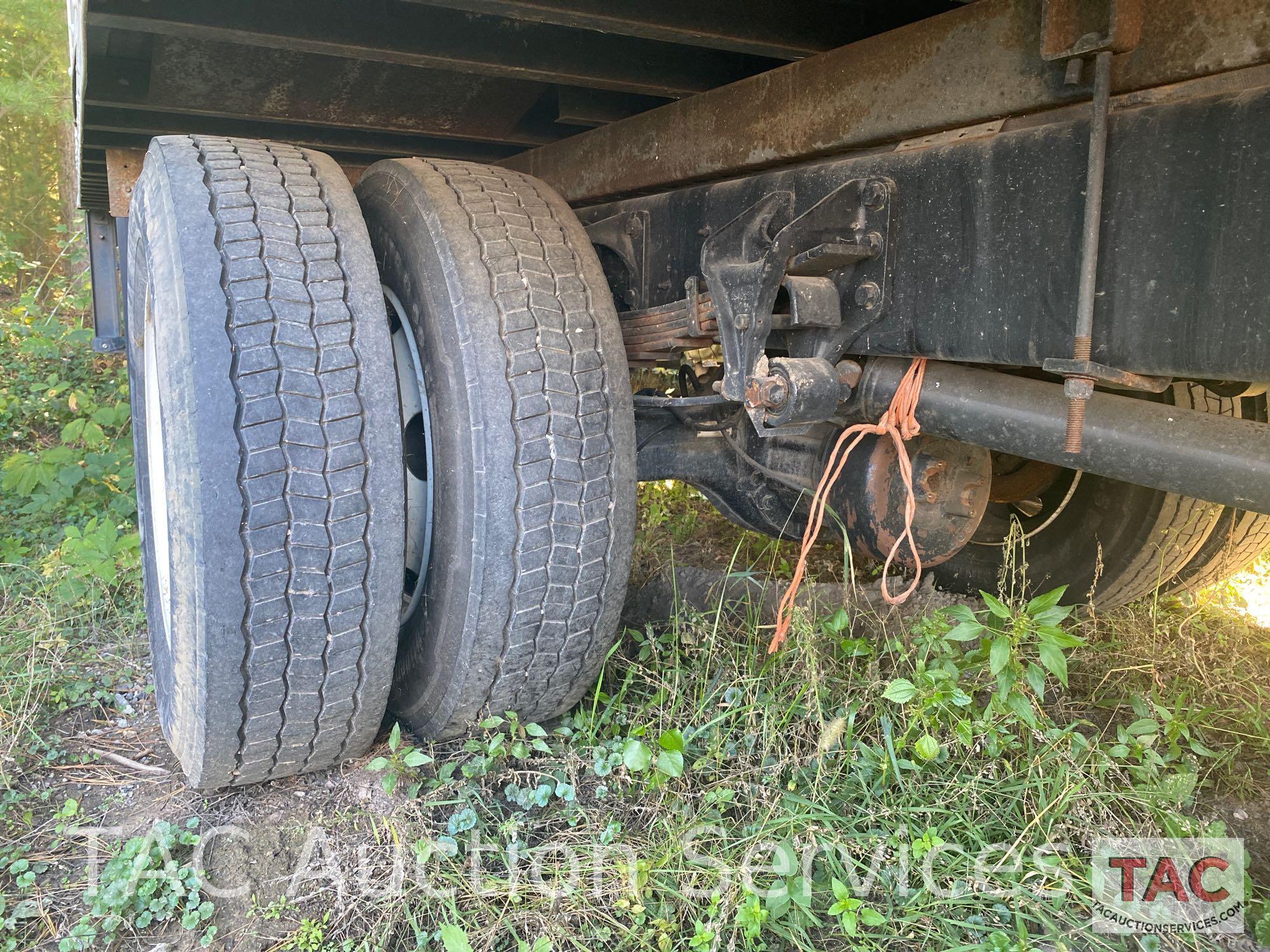 2017 International Durastar 4300 Box Truck